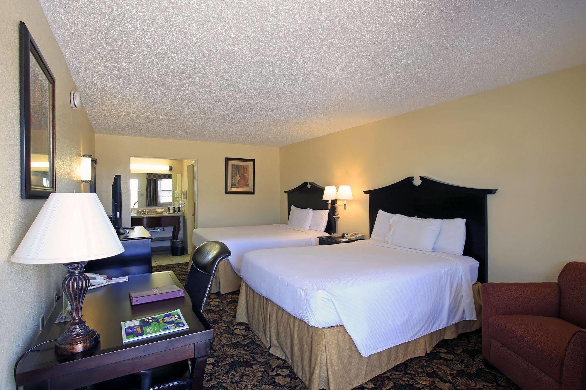 Plaza Inn Midland Eksteriør bilde